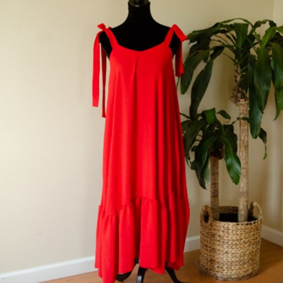 Vision Dresses & Skirts - Vision Red Maxi Dress Size S